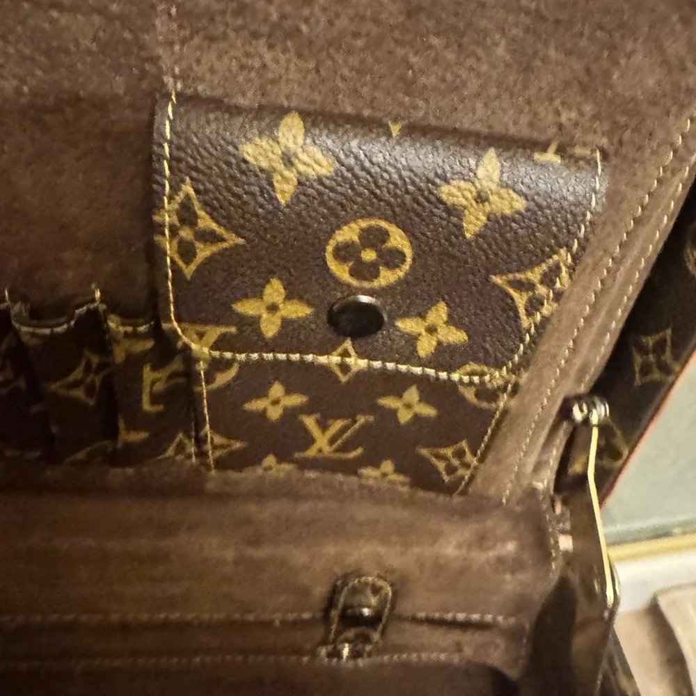 Louis Vuitton Brown and Tan Monogram Briefcase